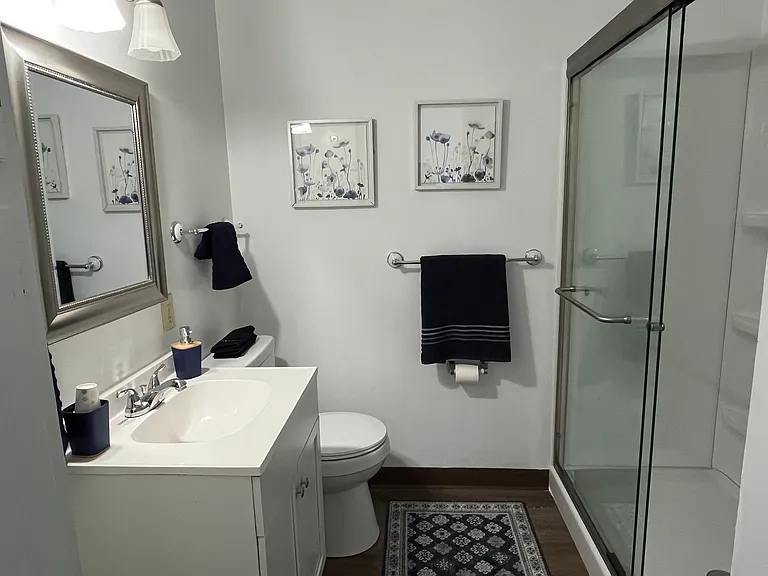 320 N Jefferson St #7 — Photo 7
