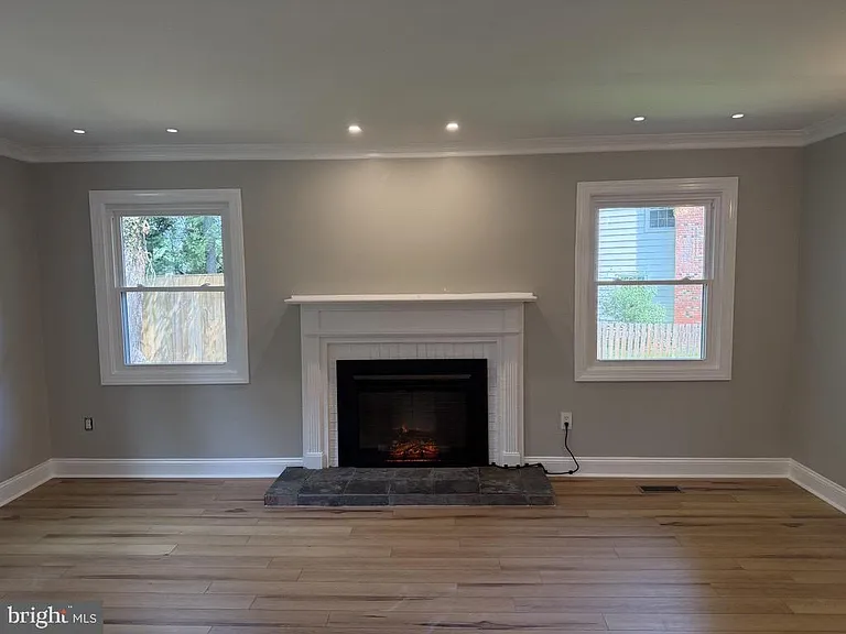 4140 Point Hollow Ln — Photo 5