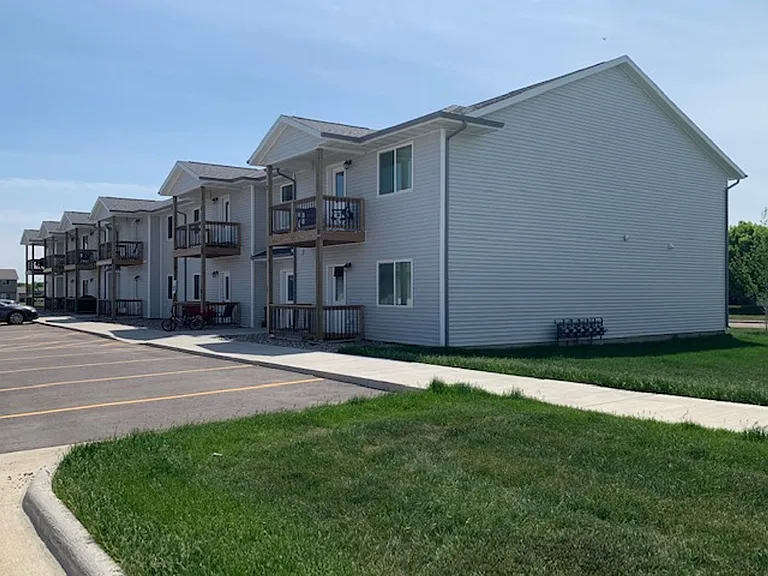 Lipton Apartments — Photo 13