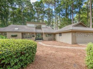 4 Brown Thrasher Rd, Hilton Head Island, SC 29926