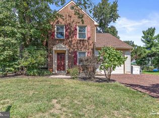 5 Guilford Ct, Marlton, NJ 08053