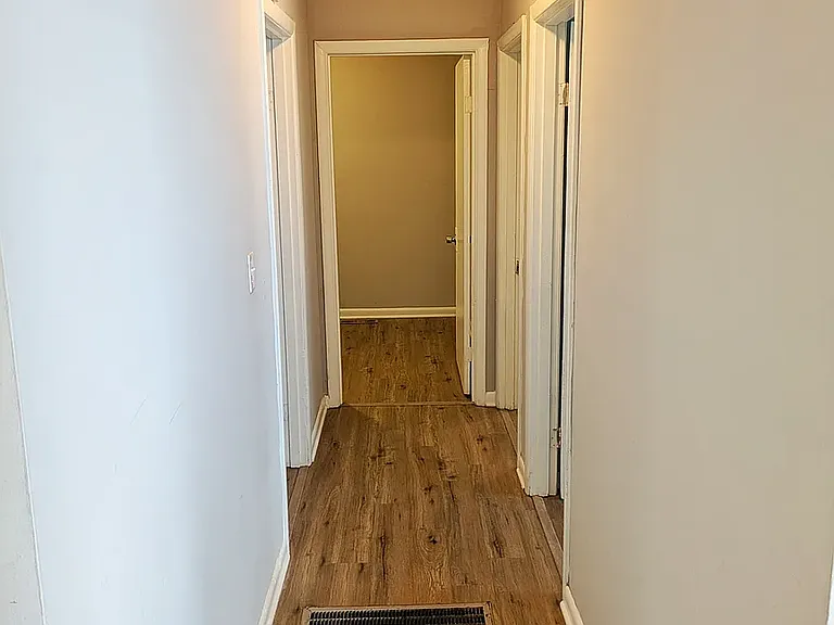 223 Riggs St #1 — Photo 8