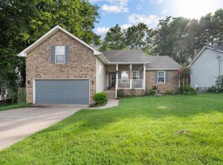 163 Northlake Dr, Hendersonville, TN 37075