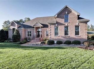 3 Rivercrest Dr, Poquoson, VA 23662