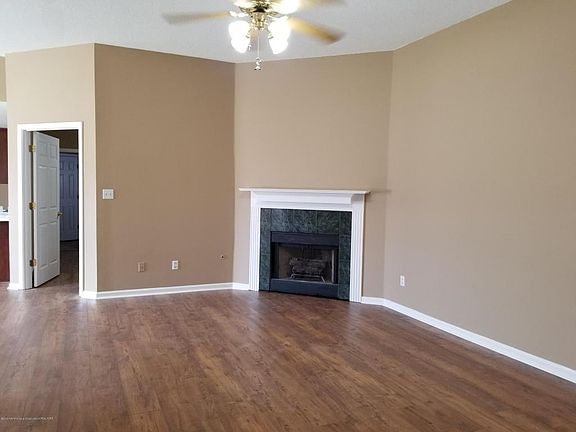 3rd image of 5567 Alexandria Ln
