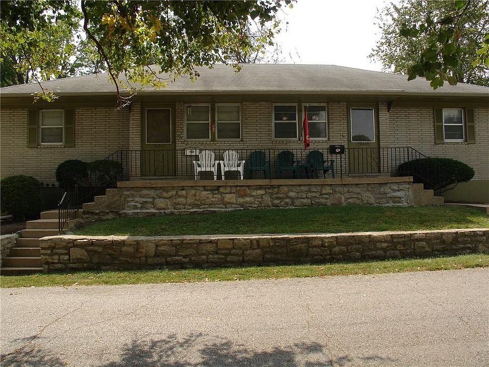 1st image of 10559/10561 E Lake Dr