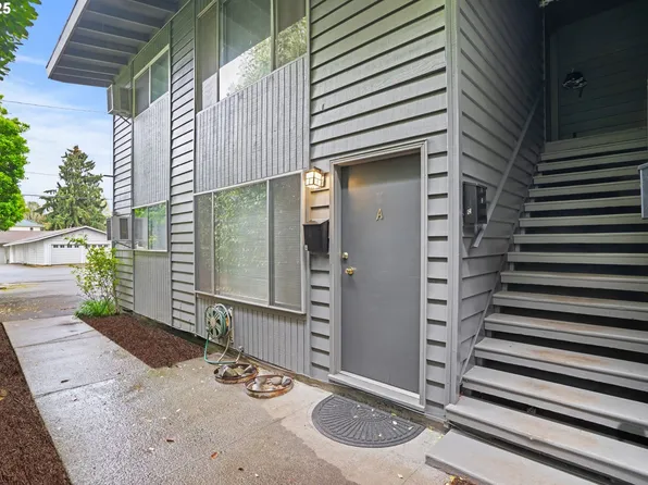 1543 SE Carlton St, Portland, OR 97202