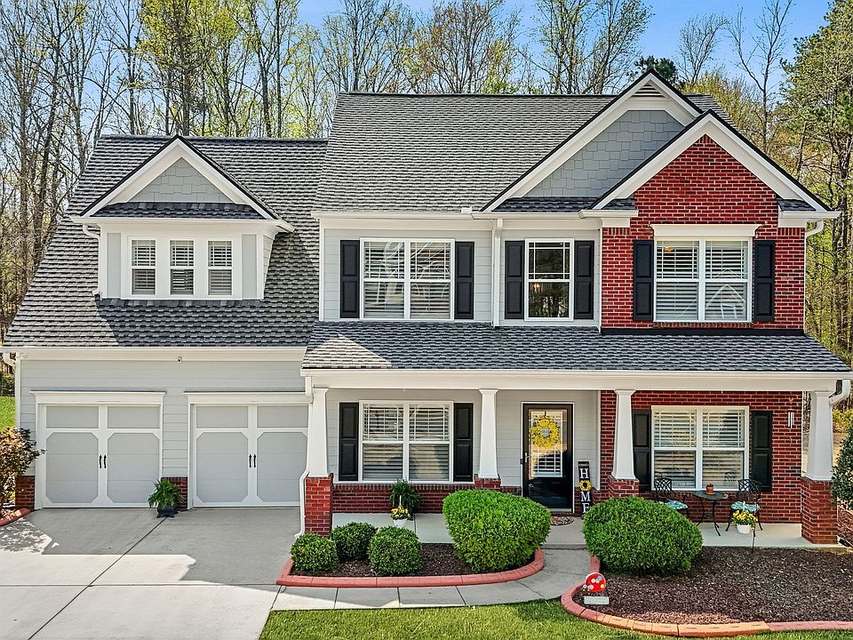 1st image of 2325 Village Green Dr