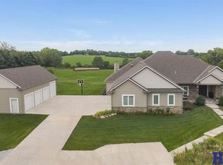 641 Davey Rd, Davey, NE 68336