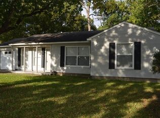 326 Greenbriar St, Baytown, TX 77520