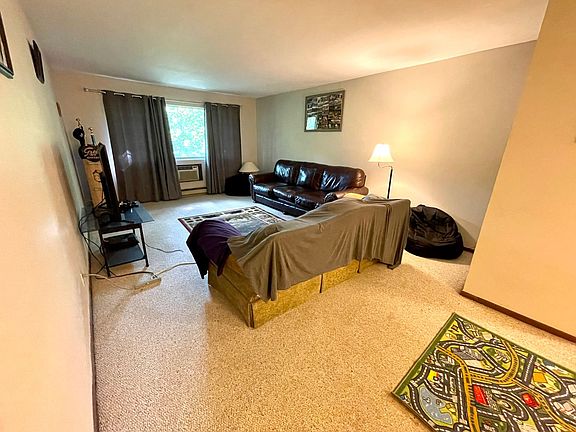 2nd image of 11100 W Janesville Rd Unit 208