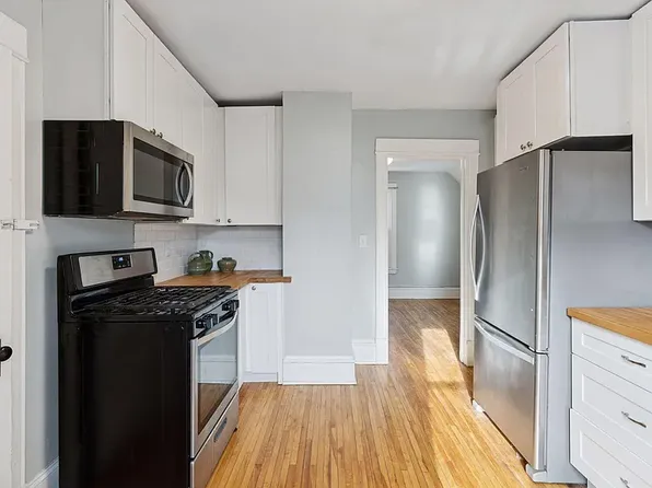 2805 28th Ave S APT 2, Minneapolis, MN 55406