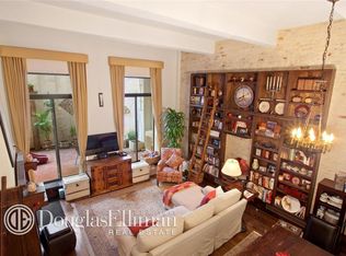 165 Perry St APT 1C, New York, NY 10014