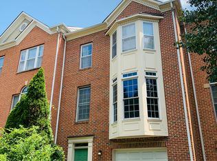 562 Winding Rose Dr, Rockville, MD 20850
