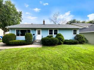 2206 Margaret St, Saint Paul, MN 55119