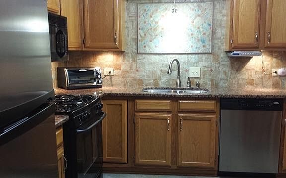 5th image of 516 Villa Circle Dr #39