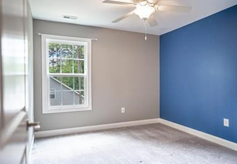 1808 E Indiana Ave — Photo 20