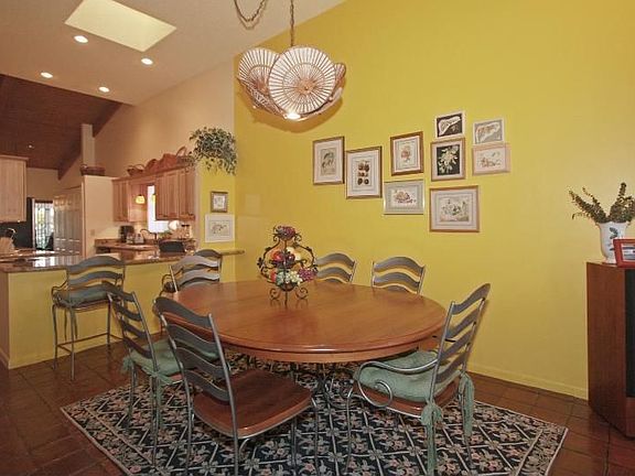 5th image of 2653 S Parkview Dr