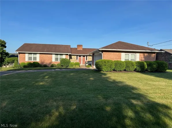 222 Alden Ave, Marietta, OH 45750