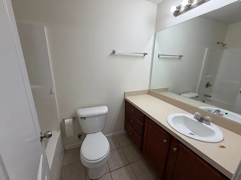 161-163 Melody Ln NW — Photo 10
