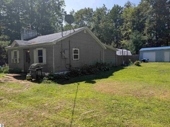 5722 Cranberry Lake Rd, Prescott, MI 48756