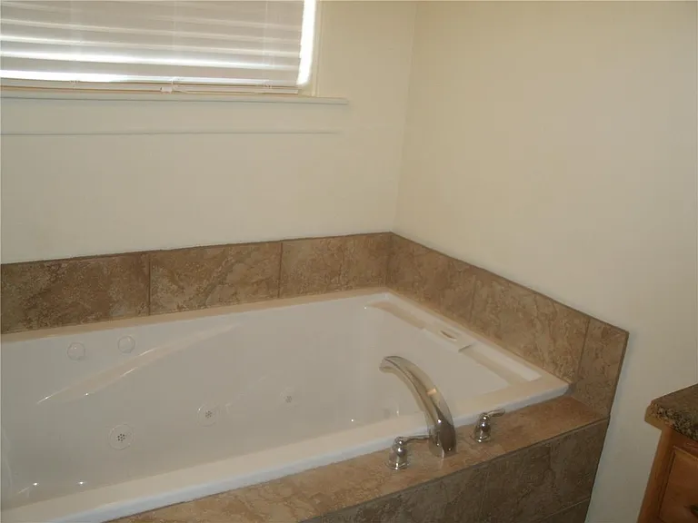 488 N 2670 W — Photo 10
