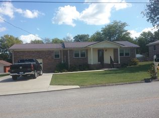 215 Curtis Ave, Alexandria, TN 37012