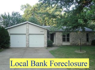 2464 S Meadowbrook Ave, Springfield, MO 65807