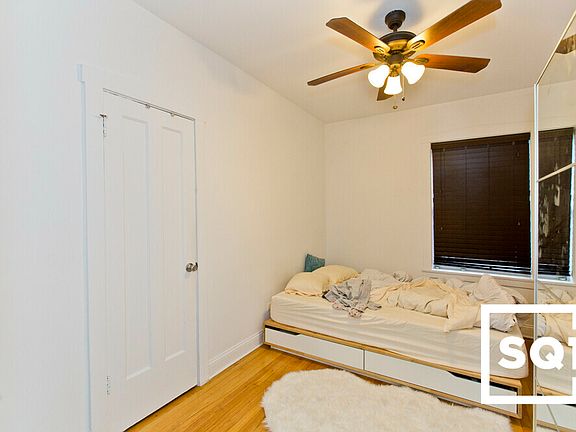 4th image of 3119 W Argyle St #2