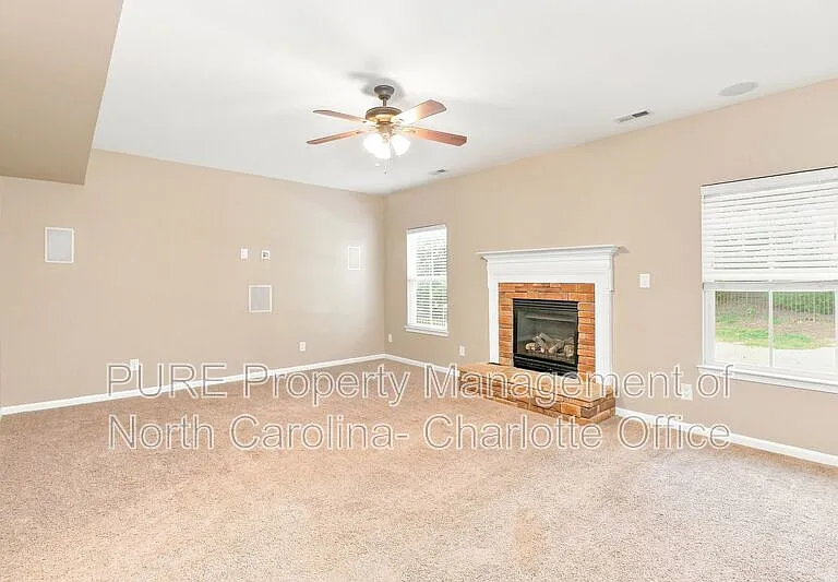 3007 Fallondale Rd — Photo 4