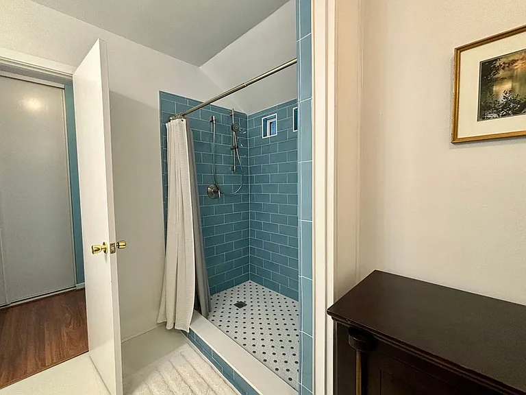 1119 Hidden Cove Dr — Photo 12