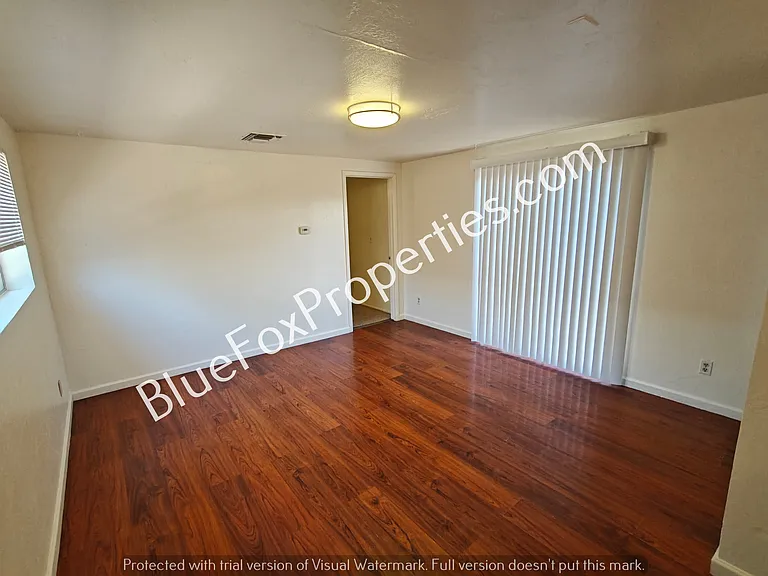 4142 E Spring St #2 — Photo 2