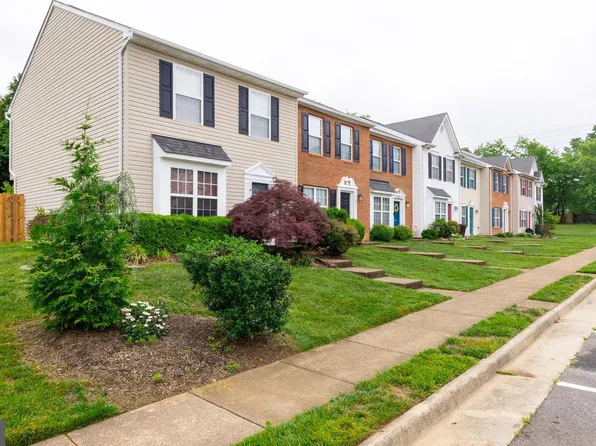 9910 Warwick Pl, Fredericksburg, VA 22408