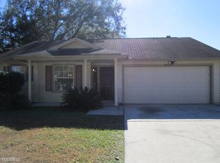 8124 Homestead Oaks Dr, Jacksonville, FL 32221