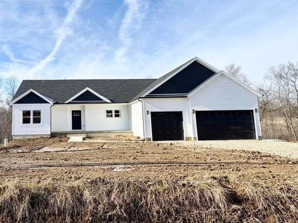 603 Trapp Ln, Hopewell, OH 43746