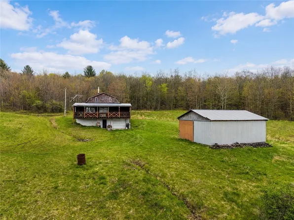 806 Sunset Trl, Franklin, NY 13775