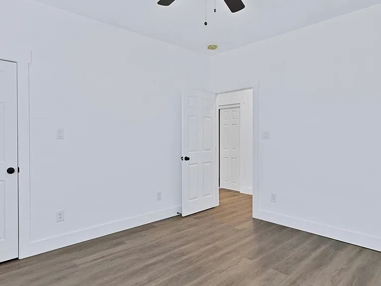 1027 W Coffin St — Photo 14