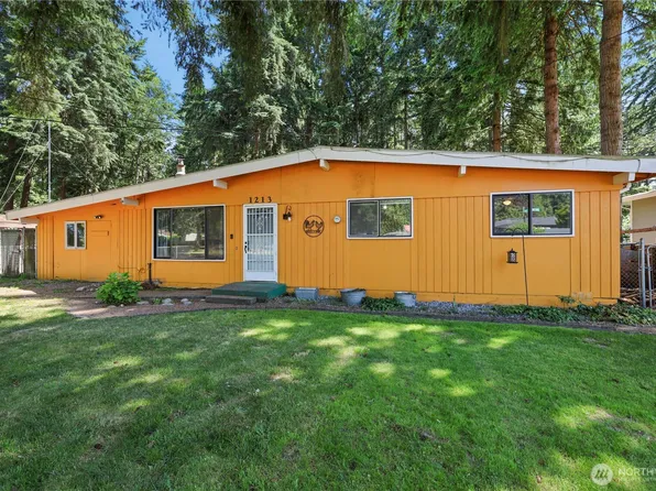 1213 SW 308th Street, Federal Way, WA 98023