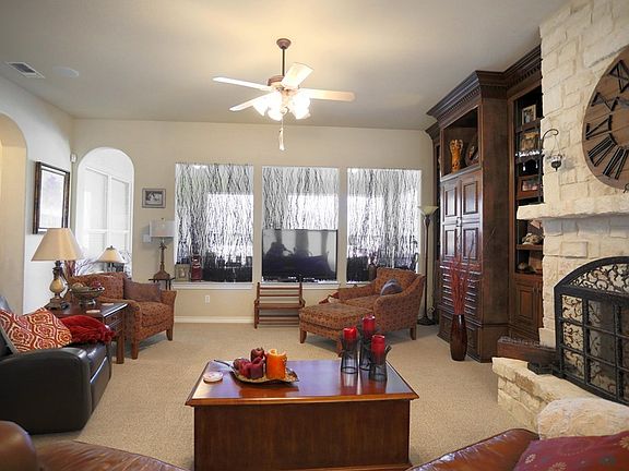 2nd image of 2705 Indian Wells Dr