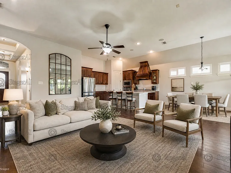 2112 Benjamin Creek Dr — Photo 5