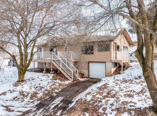 121 Tennessee St, Colfax, WA 99111