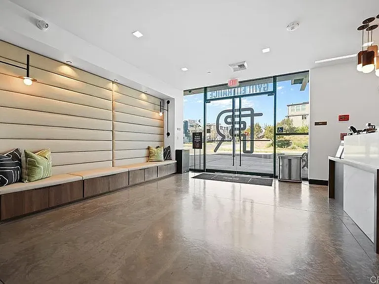 10526 Coupland Way — Photo 3
