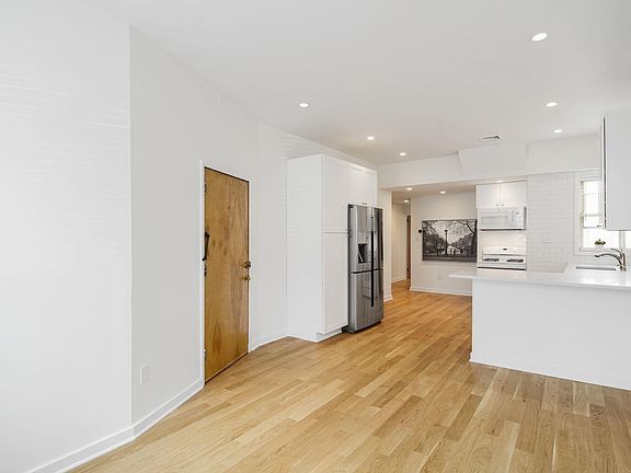 2nd image of 817 N 26th St APT 1