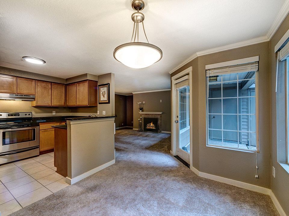 1st image of 10009 NE 120th Ln APT B102