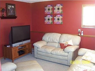 4th image of 339 Chatterly Ln