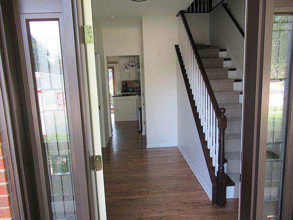 2nd image of 1615 Brighton Ln
