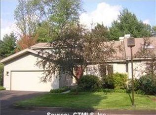 4 Alpine Meadow Ln, Avon, CT 06001