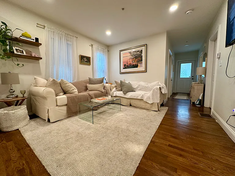 19 Bellevue St #1 — Photo 7