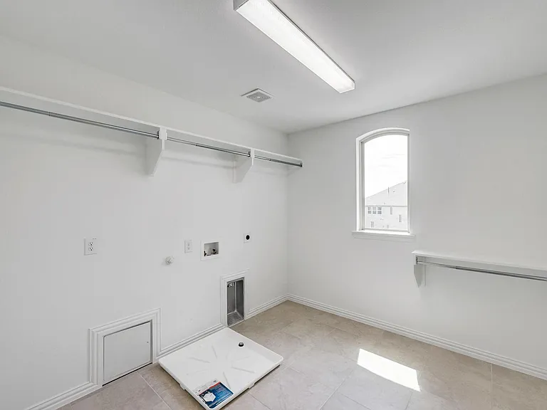 3917 Morel Dr — Photo 24