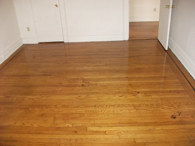 636 Lyons Avenue — Photo 6